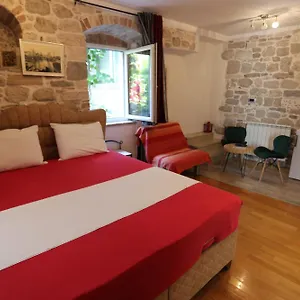 Nikolla Appartement